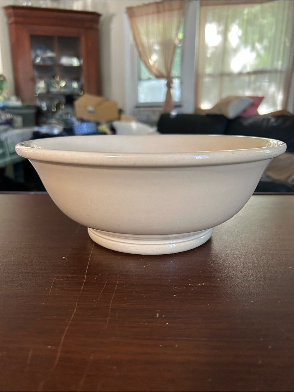Vintage Inca Ware  Classic Cream Ceramic Serving Bowl - 9 1/2“ x 4“, no chips,